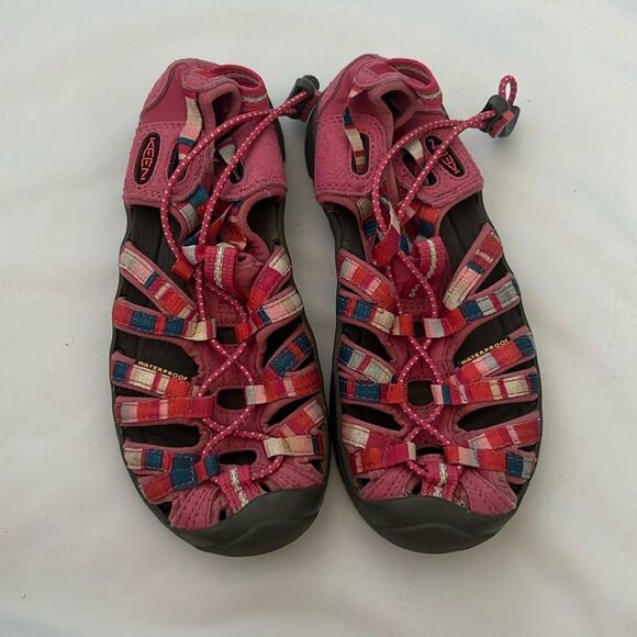 Keen Whisper Raya Waterproof Closed Toe Sandals size 1 - Picture 1 of 5
